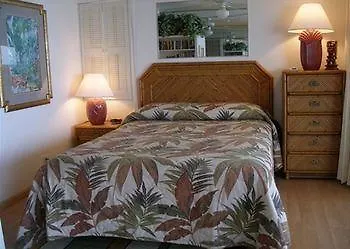 Hololani Oceanfront Condominiums Napili-Honokowai