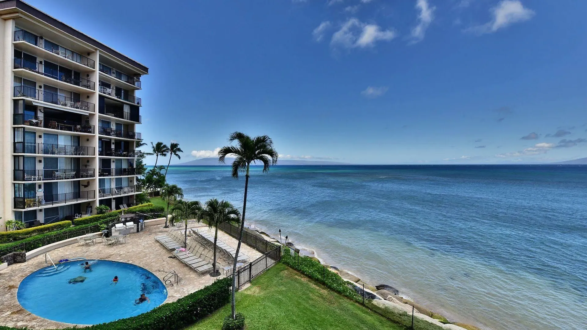 Hololani Oceanfront Condominiums Napili-Honokowai