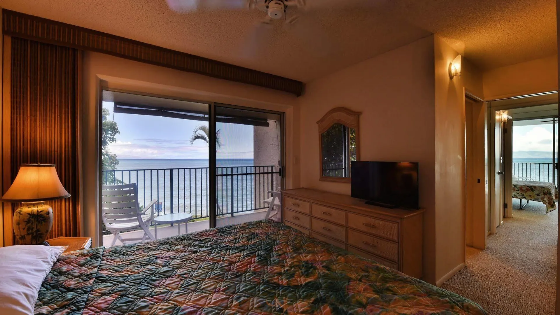 Hololani Oceanfront Condominiums Napili-Honokowai