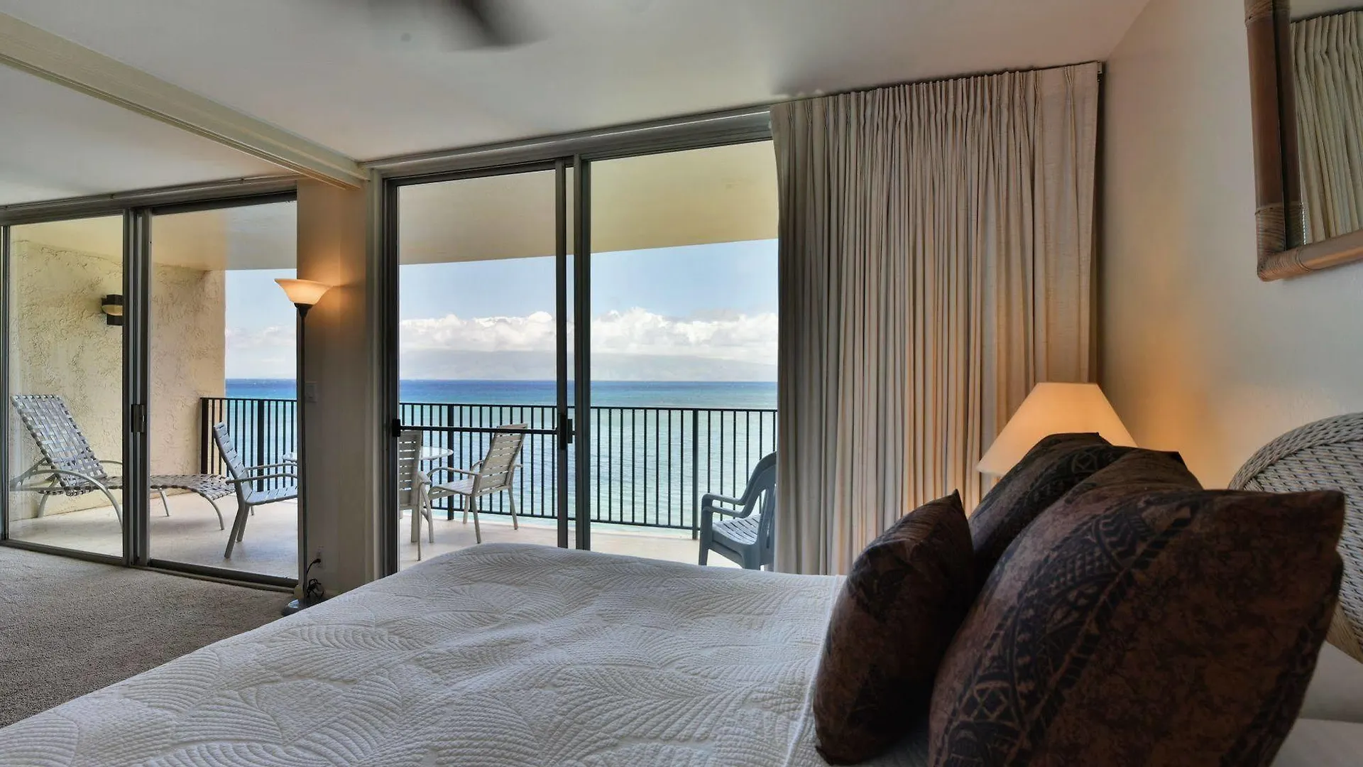 Hololani Oceanfront Condominiums Napili-Honokowai Apartment